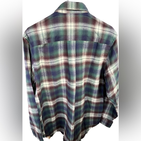 VINTAGE Trader Bay Flannel NWOT (Size Medium) - Picture 2 of 5
